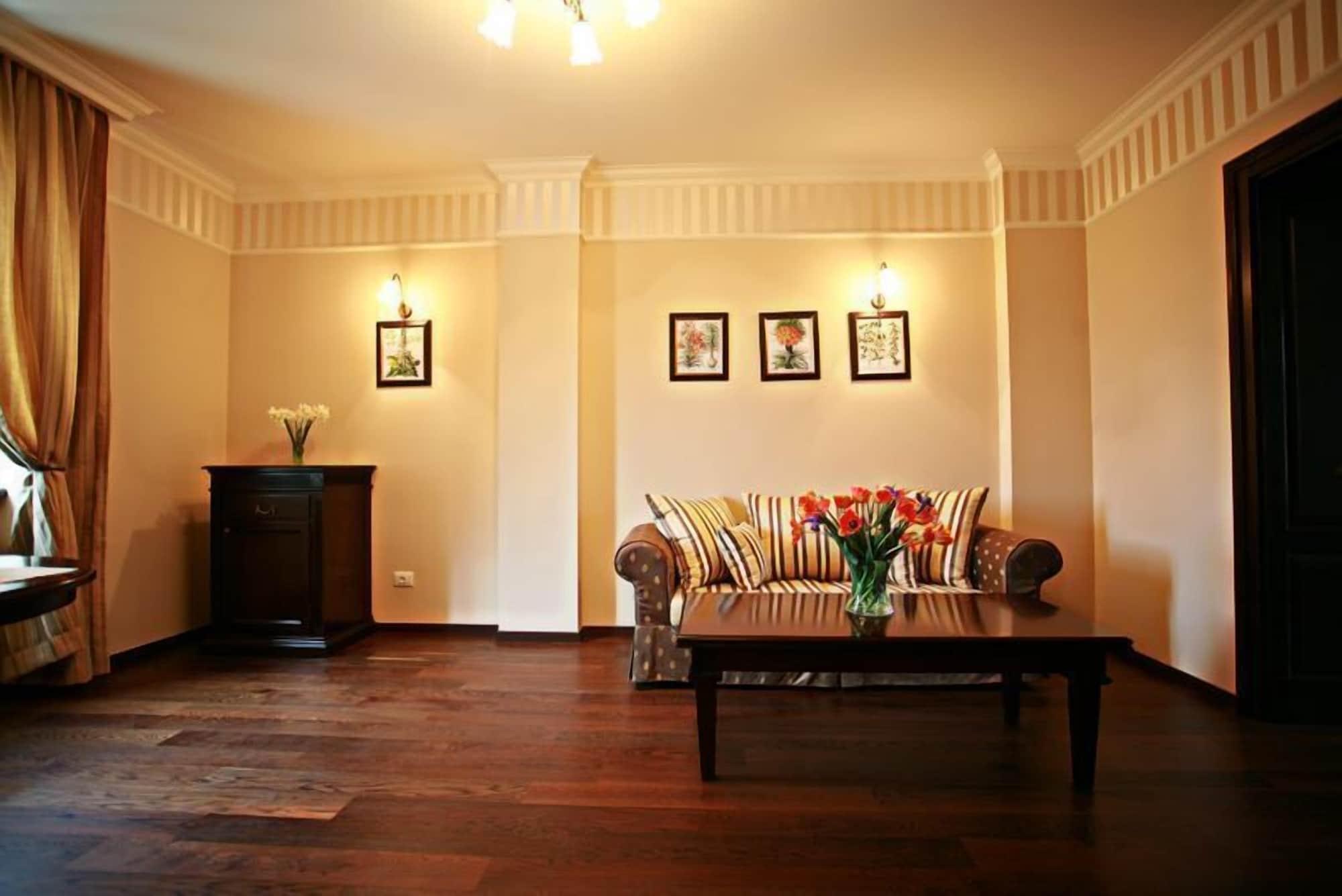 Aparthotel Iosefin Residence Timisoara Esterno foto