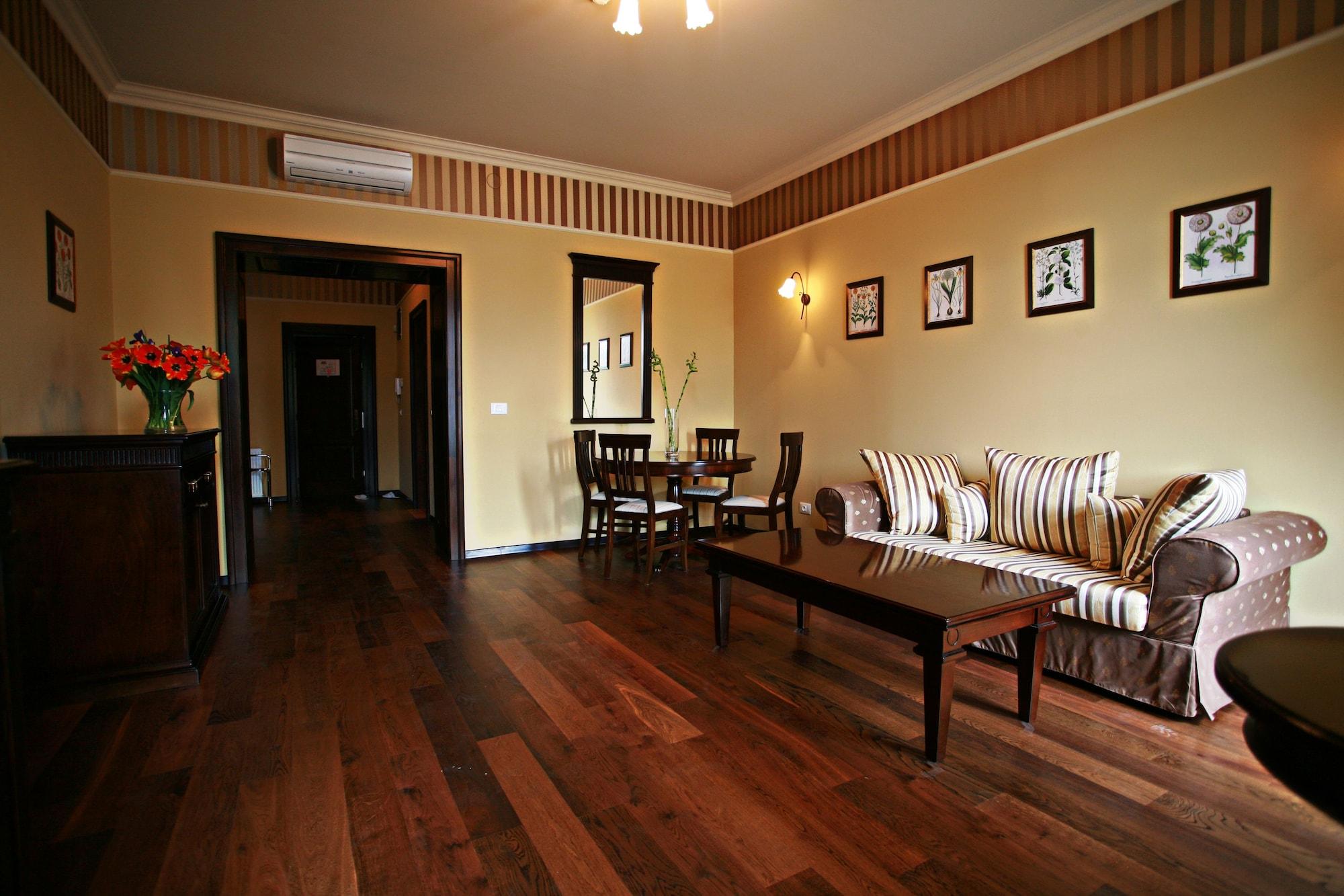 Aparthotel Iosefin Residence Timisoara Esterno foto