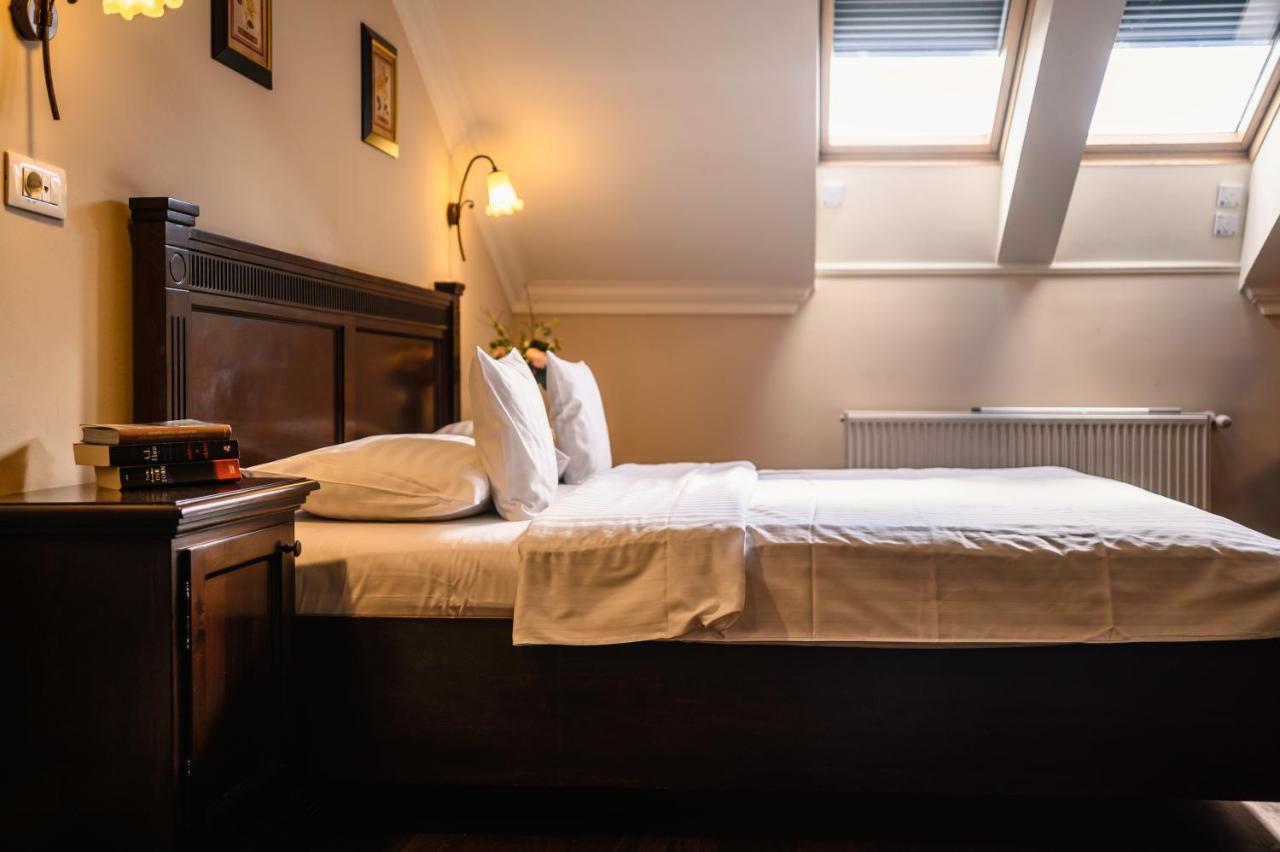 Aparthotel Iosefin Residence Timisoara Esterno foto