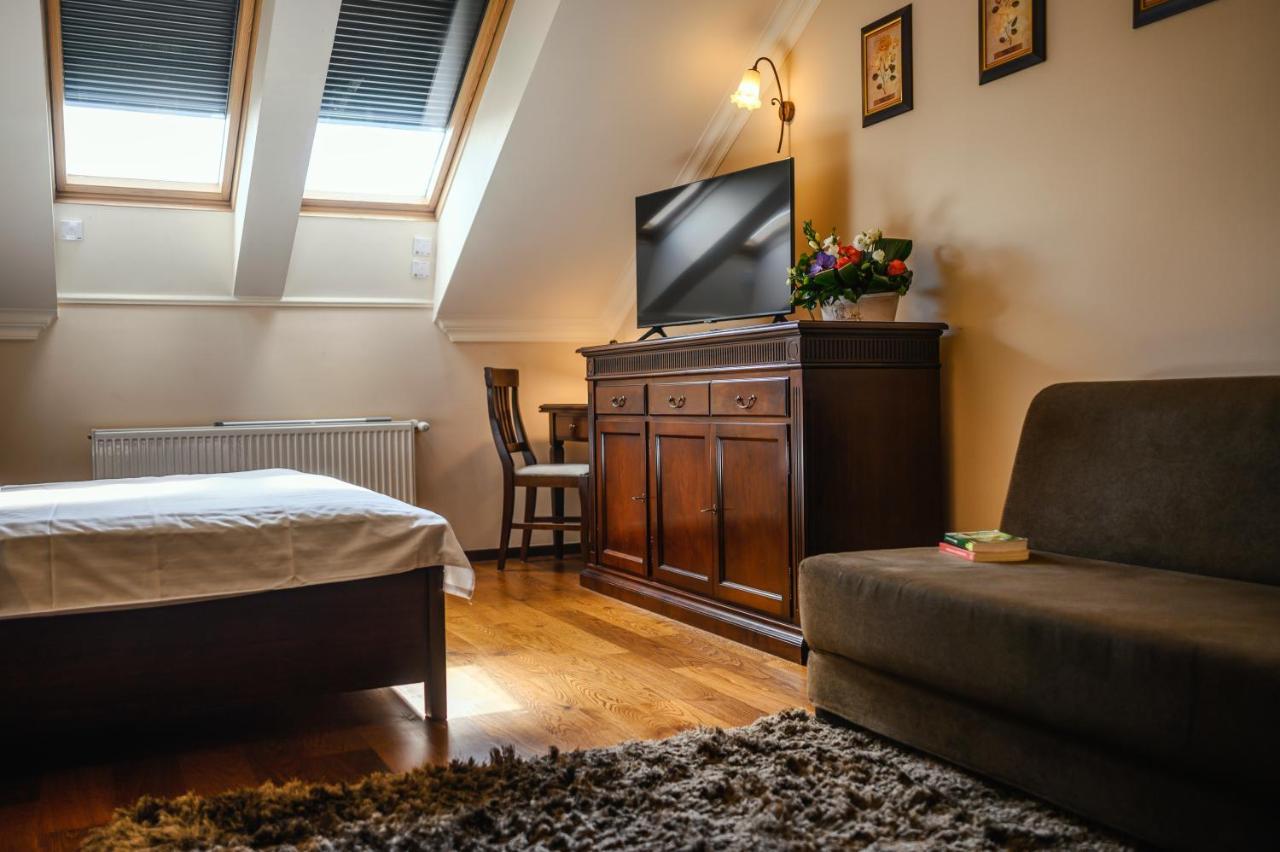 Aparthotel Iosefin Residence Timisoara Esterno foto
