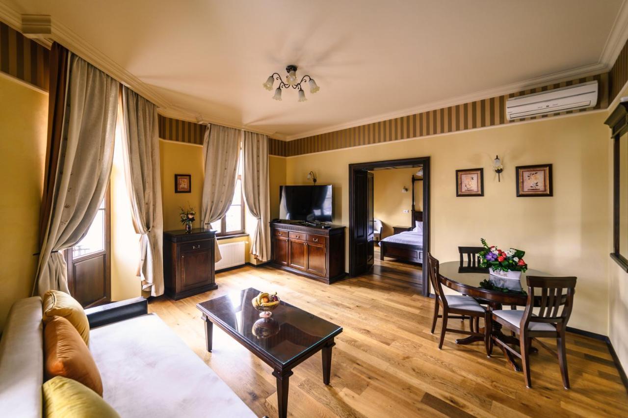 Aparthotel Iosefin Residence Timisoara Esterno foto