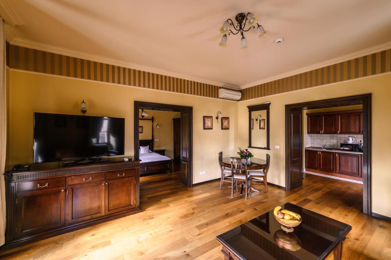 Aparthotel Iosefin Residence Timisoara Esterno foto