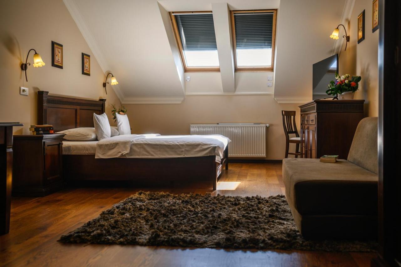 Aparthotel Iosefin Residence Timisoara Esterno foto