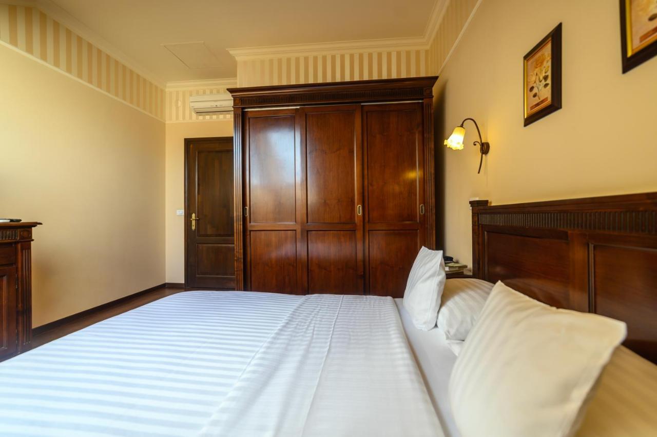 Aparthotel Iosefin Residence Timisoara Esterno foto