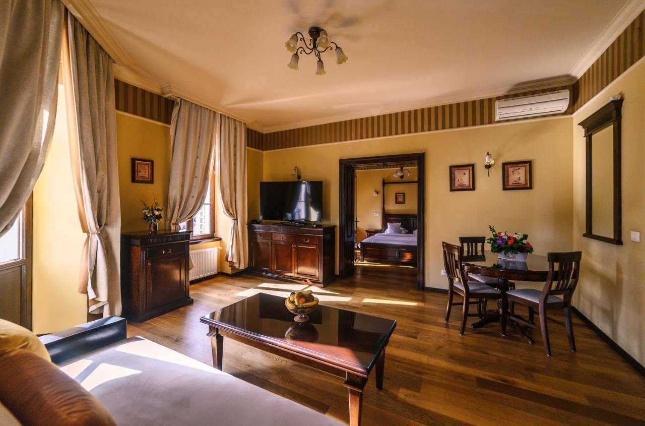 Aparthotel Iosefin Residence Timisoara Esterno foto