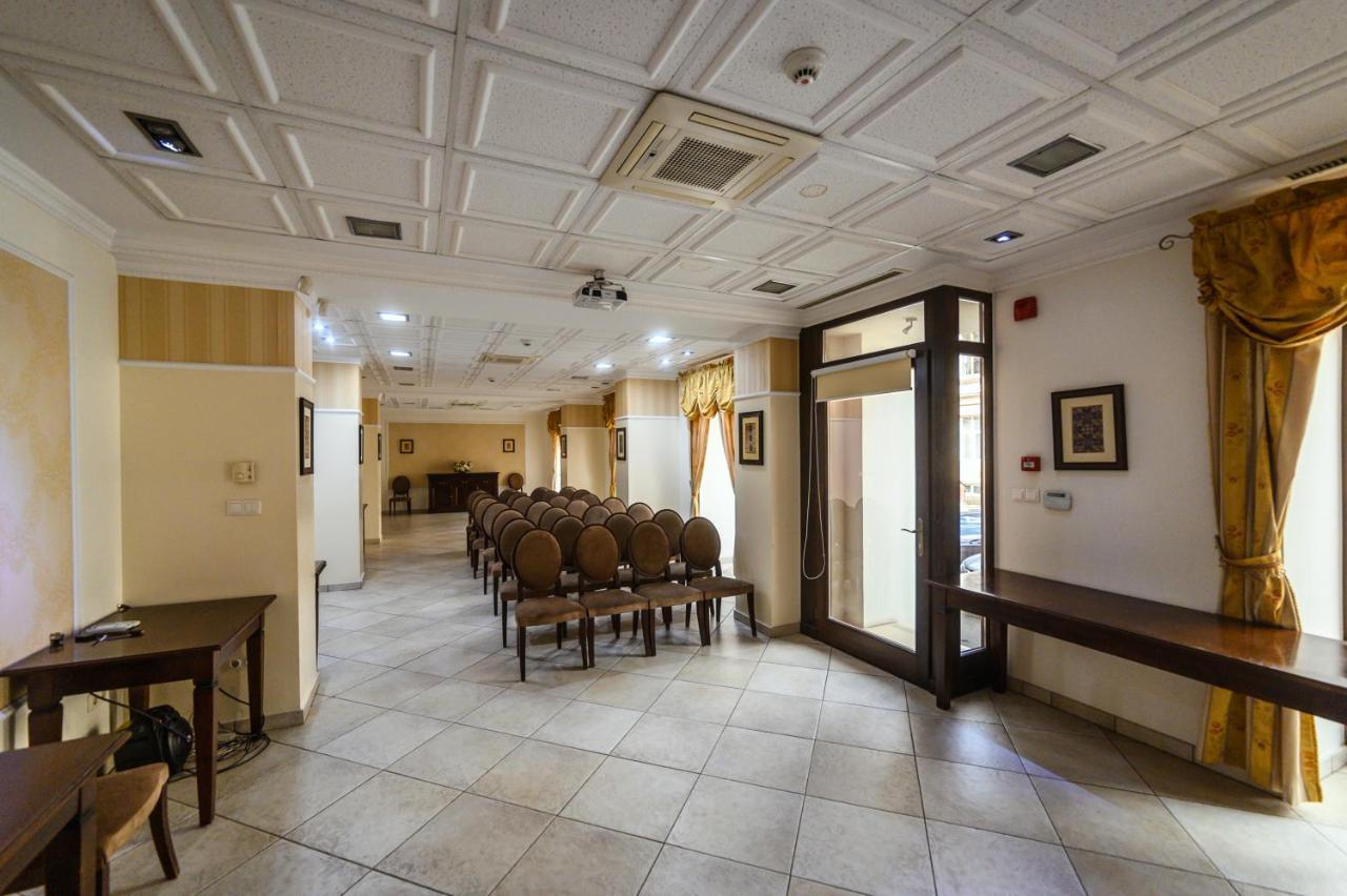 Aparthotel Iosefin Residence Timisoara Esterno foto