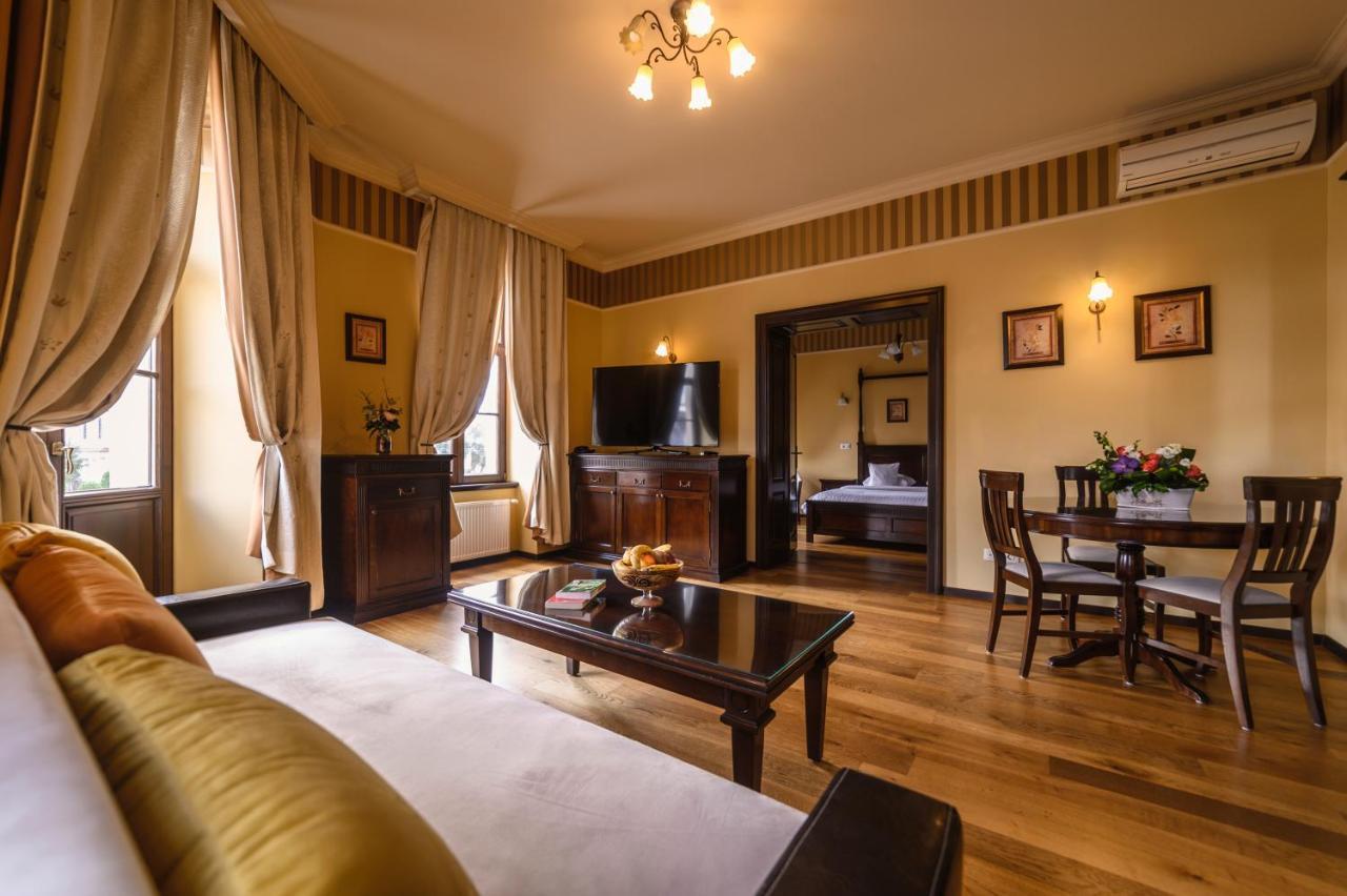 Aparthotel Iosefin Residence Timisoara Esterno foto