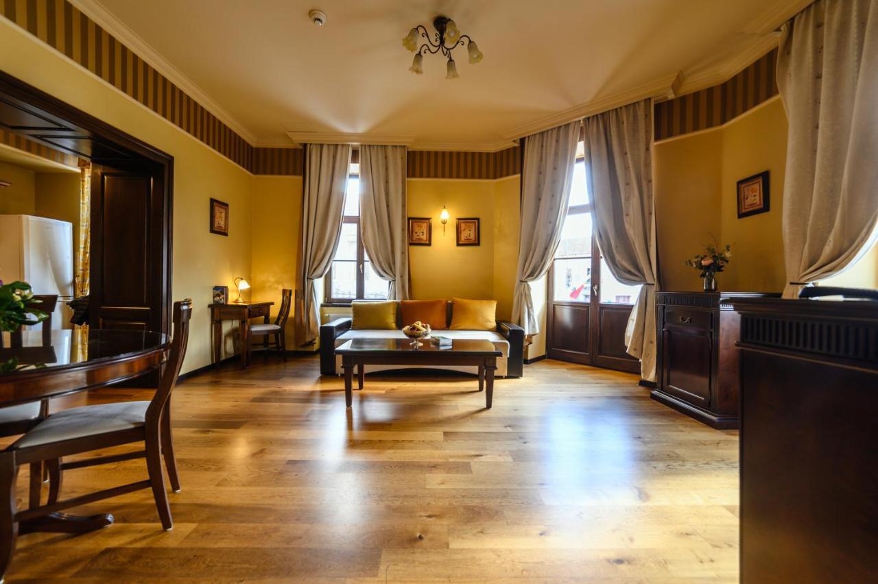 Aparthotel Iosefin Residence Timisoara Esterno foto