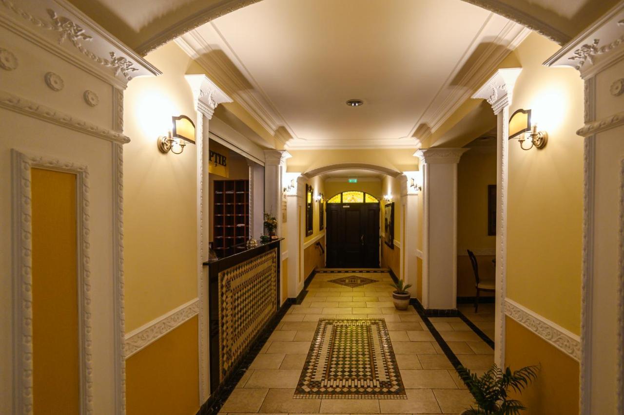 Aparthotel Iosefin Residence Timisoara Esterno foto