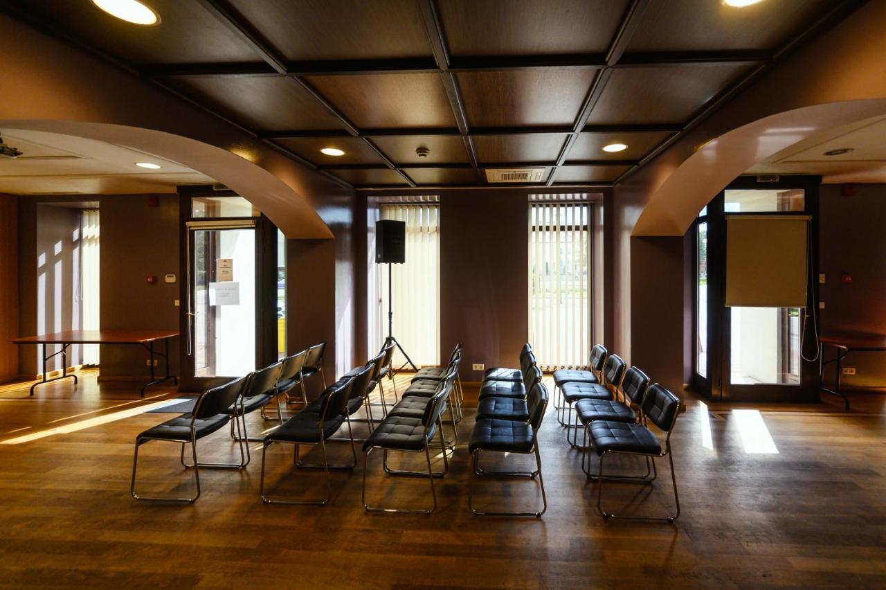 Aparthotel Iosefin Residence Timisoara Esterno foto