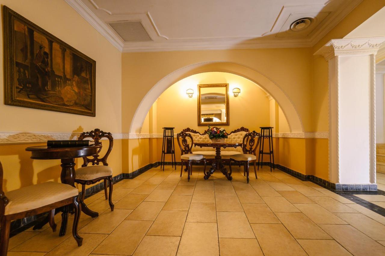 Aparthotel Iosefin Residence Timisoara Esterno foto