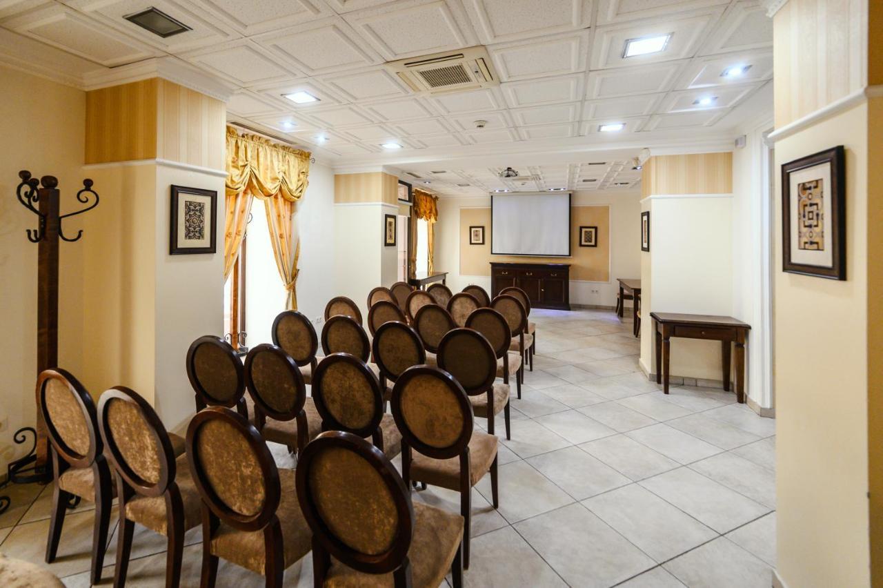 Aparthotel Iosefin Residence Timisoara Esterno foto